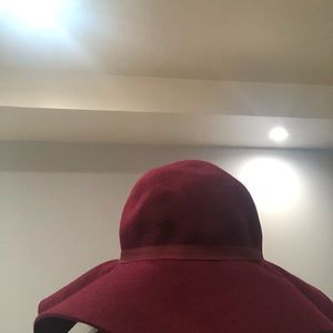 Burgundy sun hat